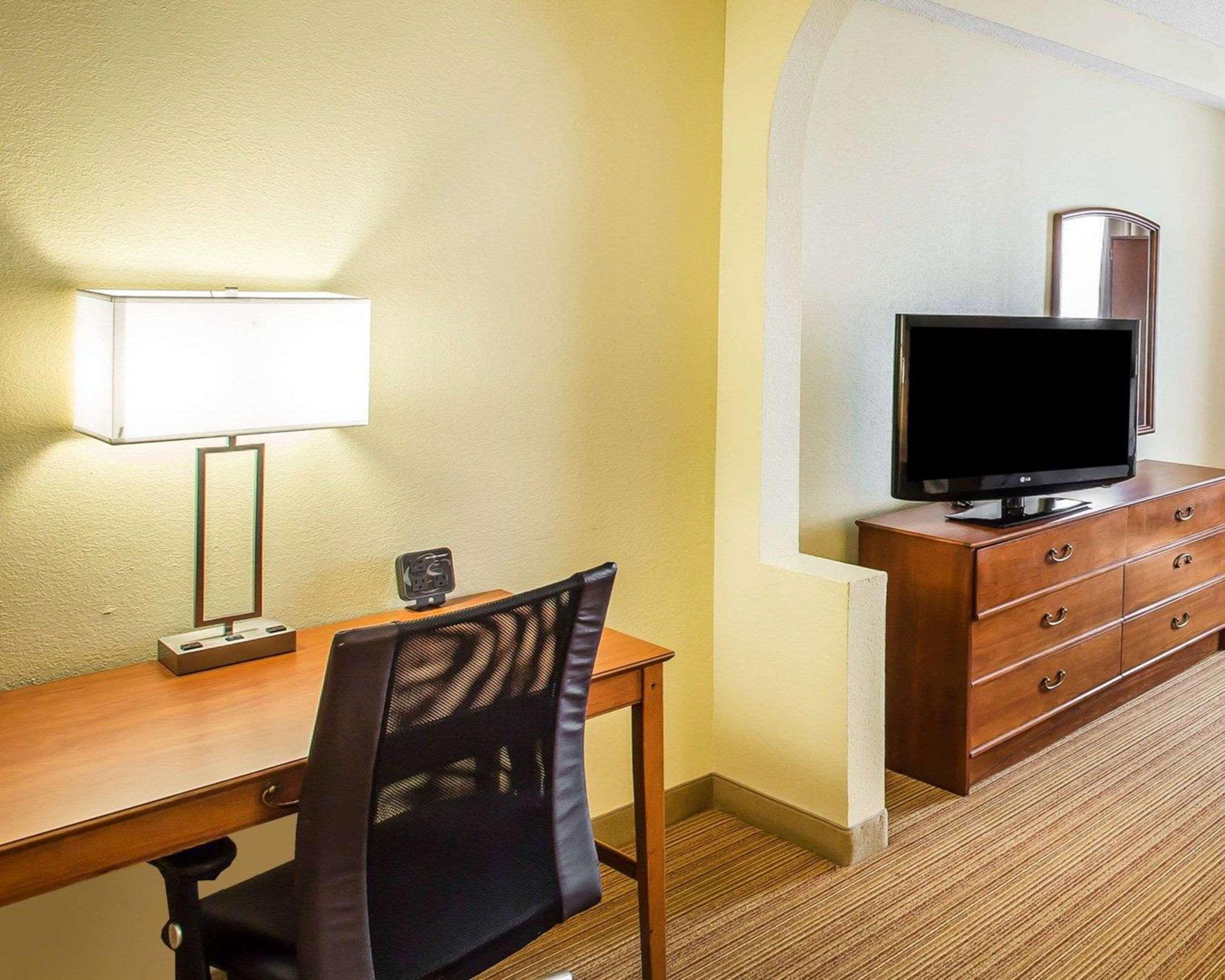 Comfort Suites Anderson-Clemson Esterno foto